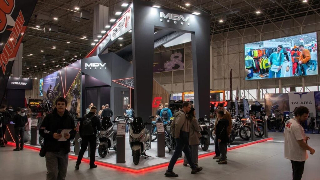 Выставочный стенд MDV Motors с мотоциклами